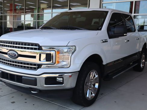 Used 2019 Ford F150 XLT w/ Equipment Group 302A Luxury AWD/4WD image 3