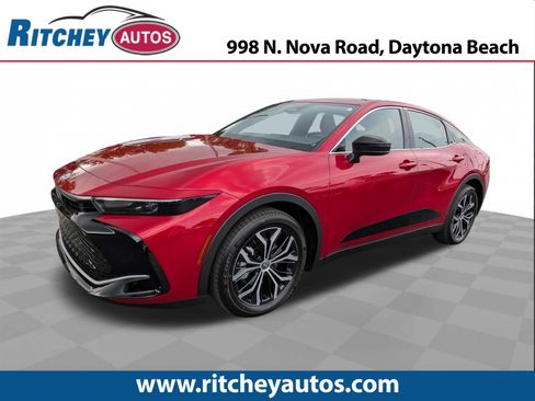 Used 2026 Toyota Crown AWD/4WD image 1