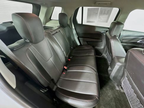 Used 2017 GMC Terrain SLT image 31