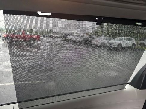 Used 2022 Toyota Sienna LE FWD image 14