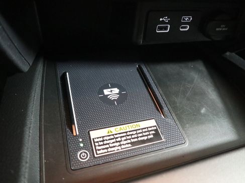 Used 2024 Honda Passport EX-L image 33