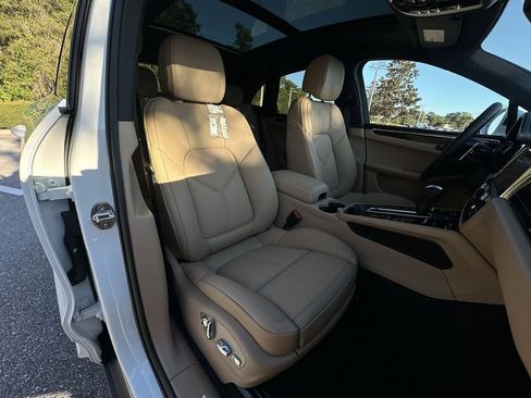 New 2026 Porsche Macan S image 21