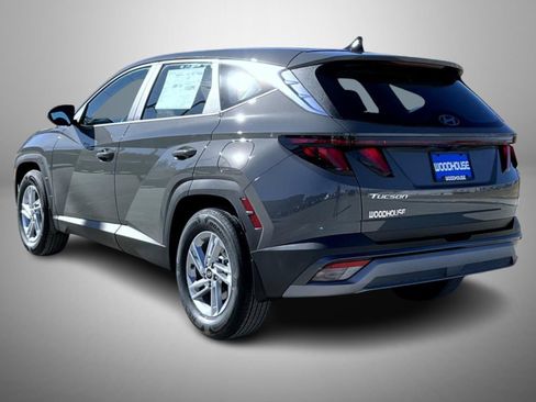 New 2026 Hyundai Tucson SE image 7