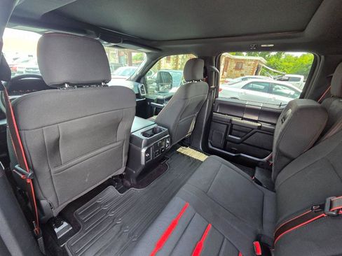 Used 2017 Ford F150 XLT w/ Equipment Group 302A Luxury AWD/4WD image 15