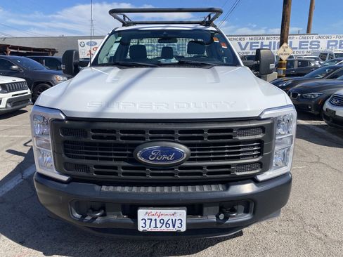 Used 2023 Ford F250 XL RWD image 3