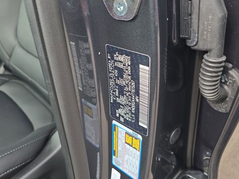 Certified 2026 Kia Seltos EX w/ EX Sunroof Package FWD image 34