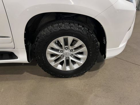 Used 2018 Lexus GX 460 Premium image 43