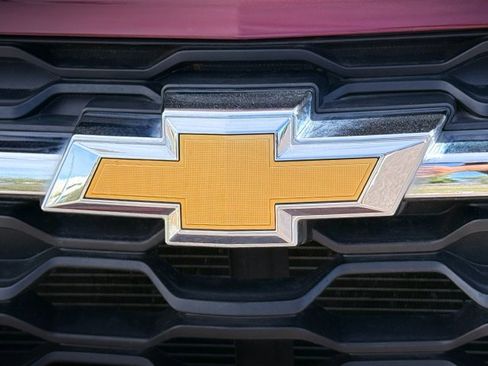 Used 2024 Chevrolet Trax LT w/ Driver Confidence Package image 29