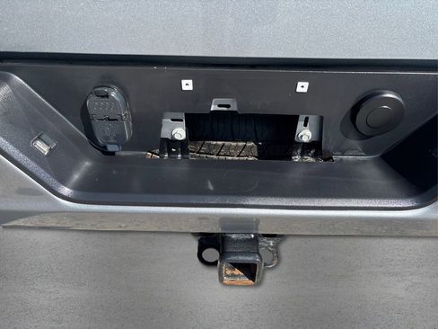 Used 2023 Chevrolet Silverado 1500 Custom image 14