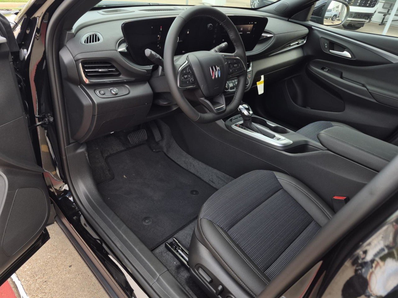 New 2026 Buick Envista Sport Touring w/ Convenience I Package FWD image 7