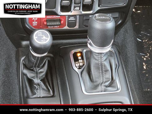 New 2025 Jeep Gladiator Willys image 12