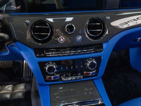 Used 2022 Rolls-Royce Ghost Black Badge image 10