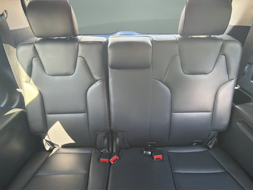 Used 2024 Kia Telluride LX FWD image 14