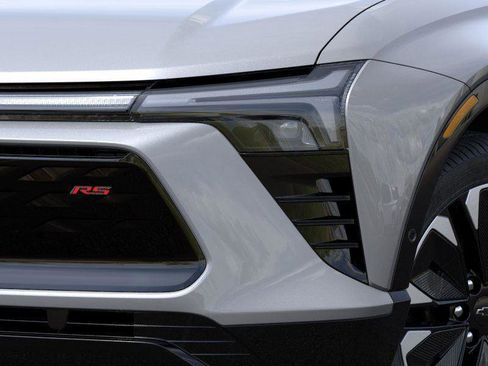New 2025 Chevrolet Blazer EV RS image 10
