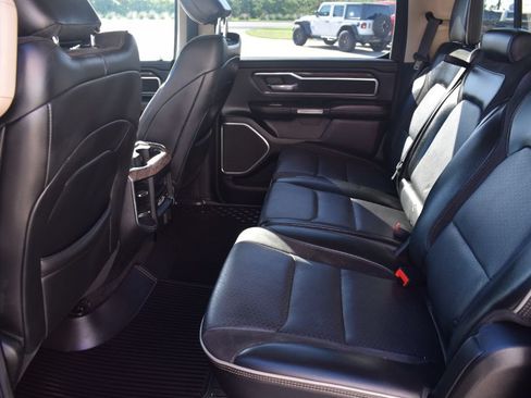 Used 2019 RAM 1500 Laramie RWD image 10