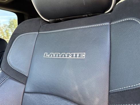 Used 2020 RAM 2500 Laramie w/ Night Edition image 24