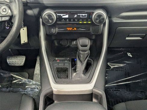 Used 2020 Toyota RAV4 LE w/ All Weather Liner Package FWD image 40