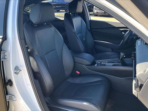 Used 2025 Honda Accord Sport image 9