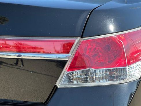 Used 2012 Honda Accord LX image 24