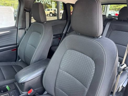 Used 2025 Ford Escape Active FWD image 20