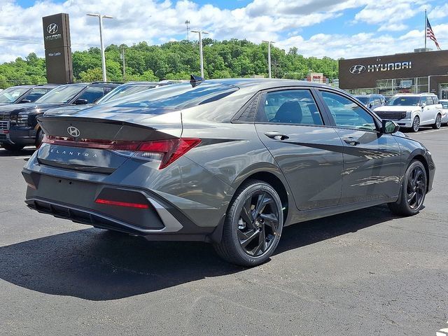 New 2026 Hyundai Elantra Sport FWD image 4