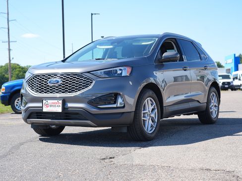 Used 2024 Ford Edge SEL w/ Convenience Package AWD/4WD image 8