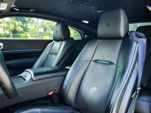 Used 2019 Rolls-Royce Wraith RWD image 48