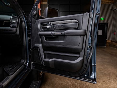 Used 2025 RAM 3500 Limited image 36