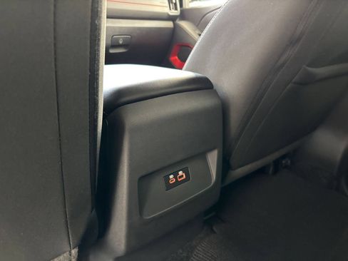 Used 2026 Nissan Frontier PRO-4X AWD/4WD image 23