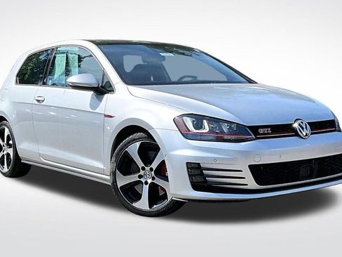 Used 2016 Volkswagen GTI SE w/ Driver Assistance Package FWD image 12
