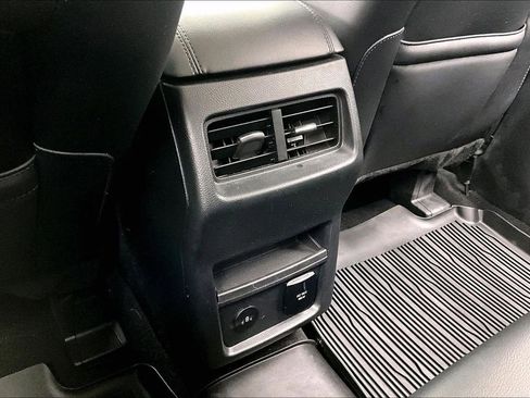 Certified 2022 Ford Edge SEL w/ Convenience Package image 33