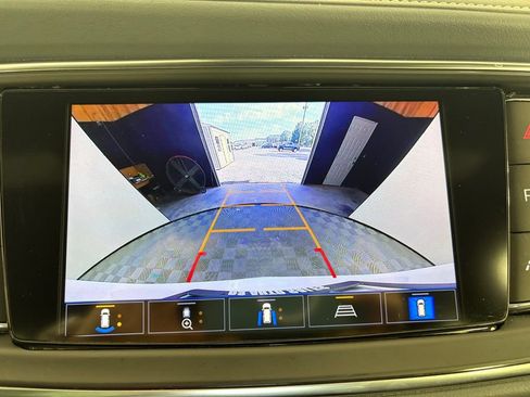 Used 2022 Buick Enclave Premium FWD image 57