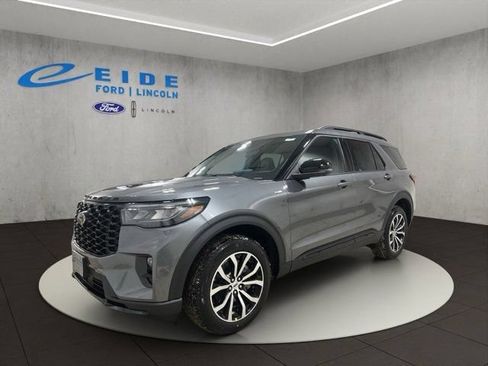 New 2026 Ford Explorer ST-Line AWD/4WD image 2