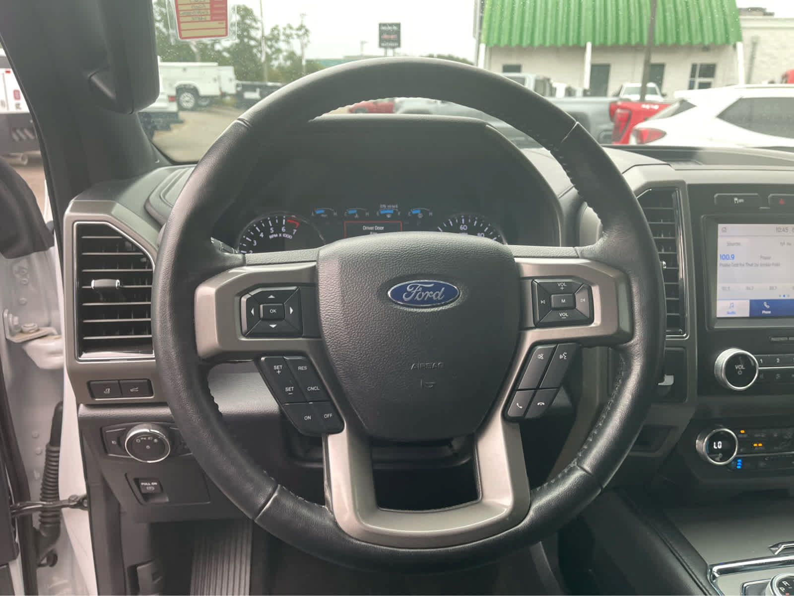 Used 2021 Ford Expedition XLT RWD image 15