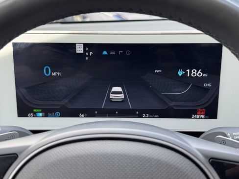 Used 2024 Hyundai Ioniq 5 SEL RWD image 34