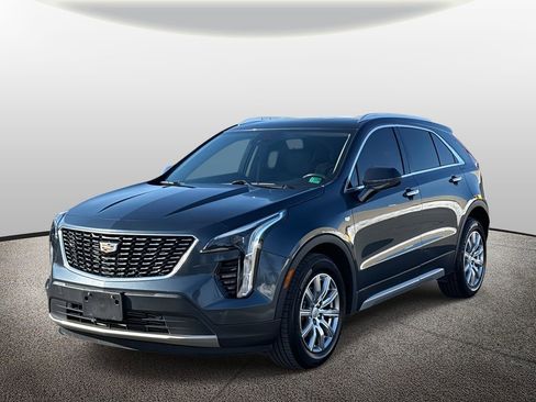 Used 2019 Cadillac XT4 Premium Luxury w/ Cold Weather Package image 7