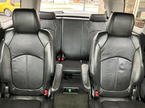 Used 2012 GMC Acadia SLT image 20