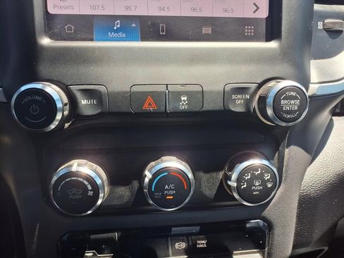 Used 2024 RAM 2500 Big Horn AWD/4WD image 19
