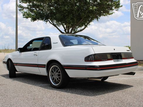 Used 1988 Ford Thunderbird RWD image 15