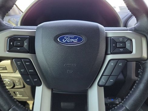 Used 2017 Ford F150 Lariat AWD/4WD image 24