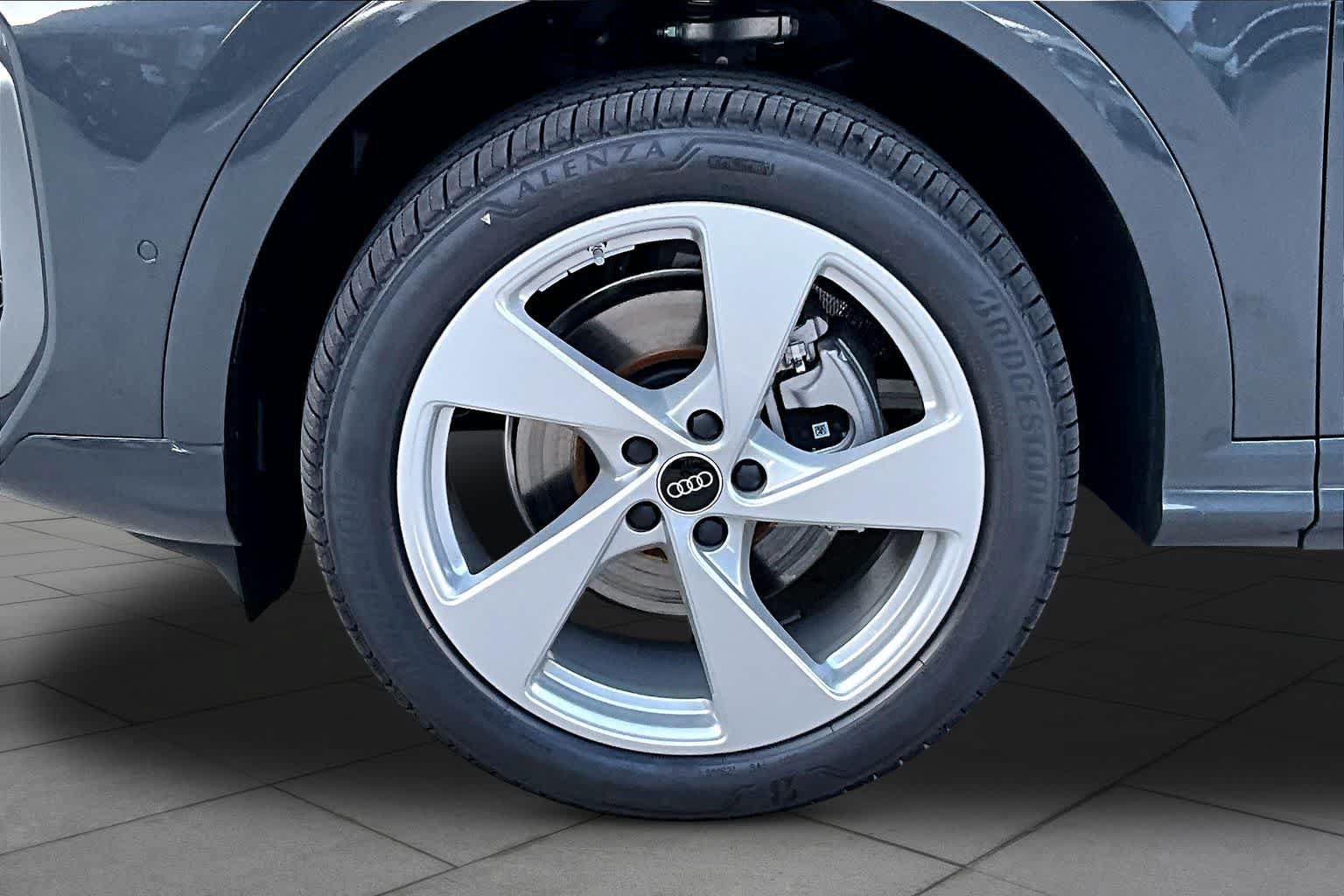 New 2026 Audi Q5 Premium Plus AWD/4WD image 11