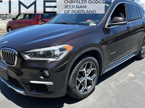 Used 2018 BMW X1 xDrive28i AWD/4WD image 1