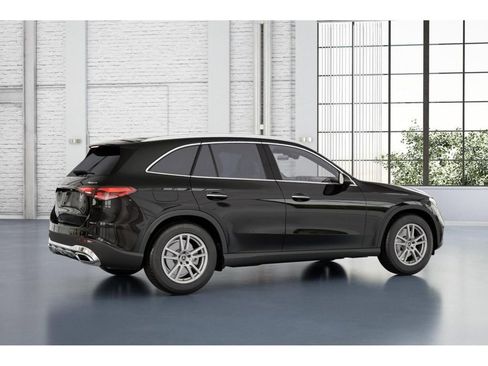 New 2026 Mercedes-Benz GLC 300 4MATIC image 19