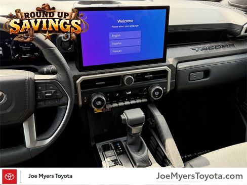 Used 2025 Toyota Tacoma Limited image 16