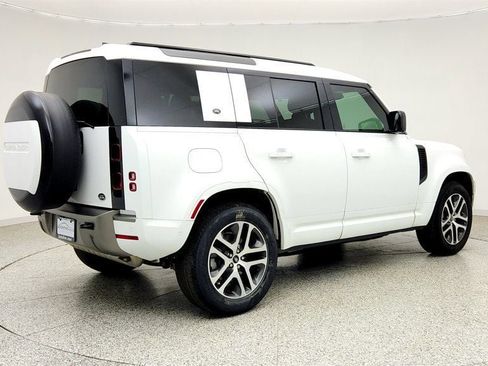 Used 2023 Land Rover Defender 110 X-Dynamic SE AWD/4WD image 5