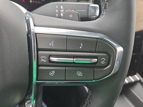 New 2026 GMC Terrain Elevation w/ Technology Package II FWD image 17