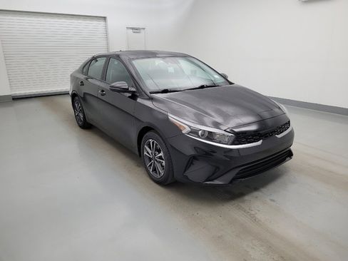 Used 2024 Kia Forte LXS w/ LXS Technology Package FWD image 13