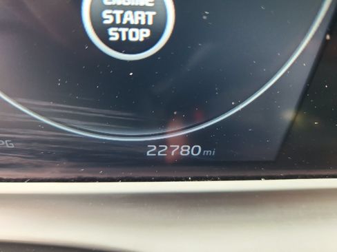 Used 2024 Kia Seltos SX AWD/4WD image 25