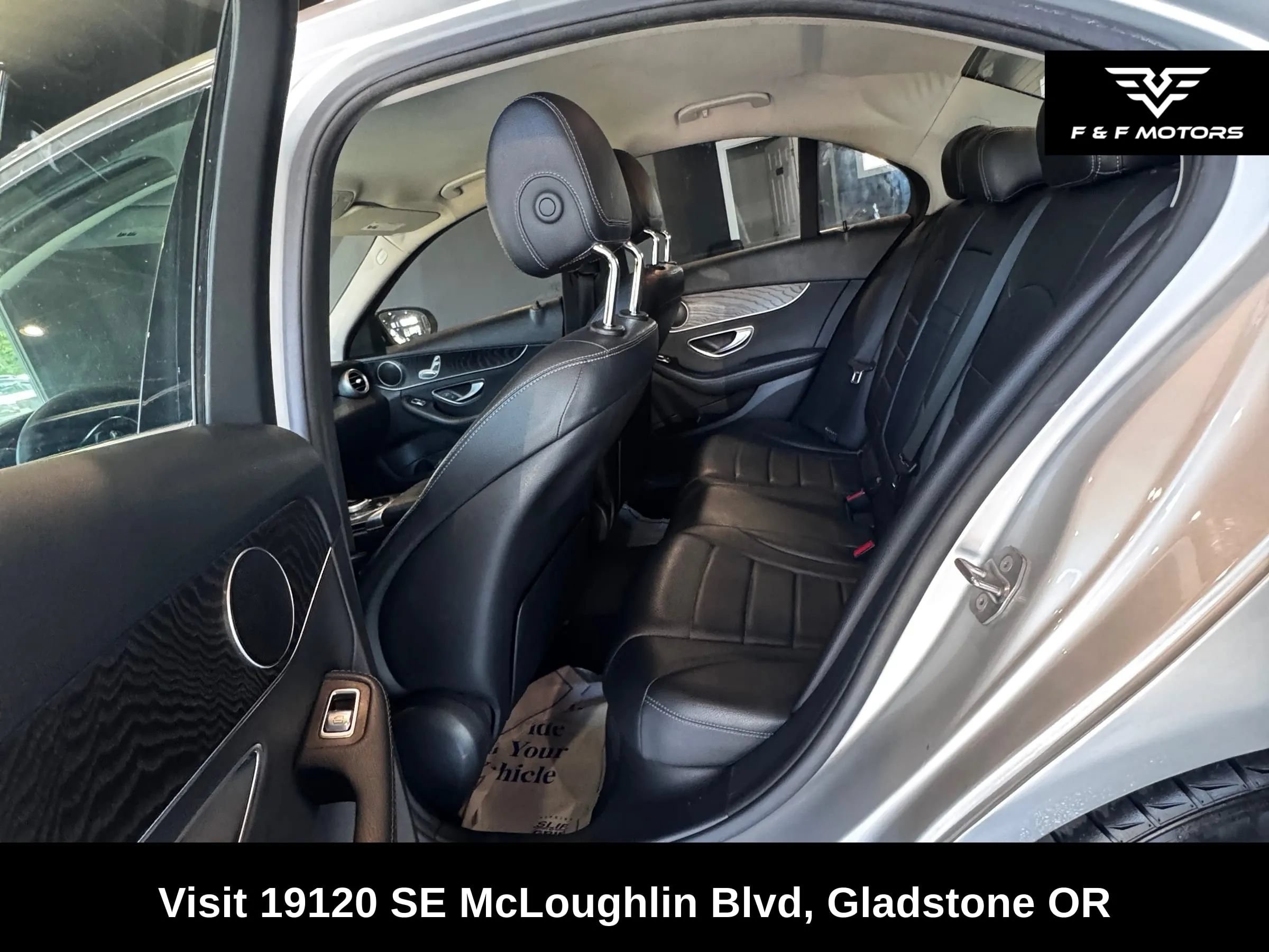 Used 2017 Mercedes-Benz C 300 Sedan image 12