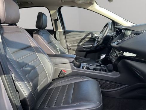 Used 2018 Ford Escape Titanium image 35